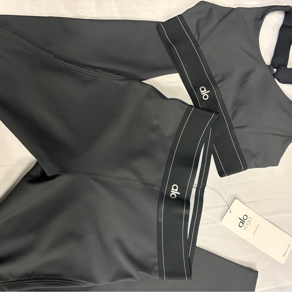 ALO Yoga Black Sports Bra